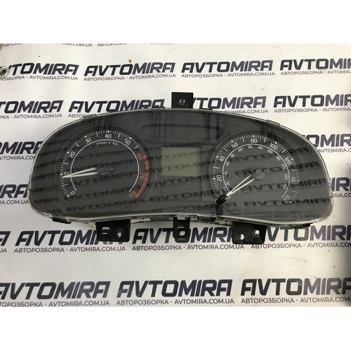 Панель приладів Skoda Fabia 2 1.2HTP\1.4 16V\1.6 12V 2007-2010 5J0920901B